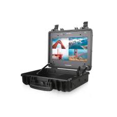 Desview SP17-HDR 17,3-inch field monitor in a case